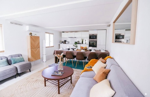 Noisy-le-Grand Casa | Villa/disney-paris-6chambres-6 Sdb-piscine-clim-ac