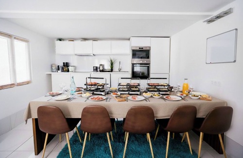 Noisy-le-Grand Casa | Villa/disney-paris-6chambres-6 Sdb-piscine-clim-ac