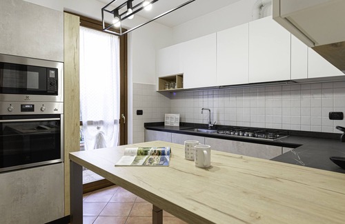 Lesmo Villa | Villa Donatori - Tres Habitaciones Villa, Capacidad 5