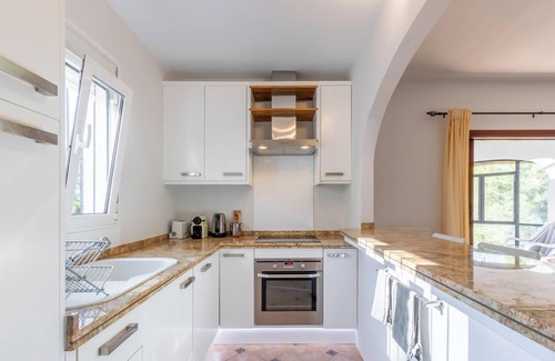 Costa de Benissa Villa | Villa "El Refugio" con vistas al mar y a la montaña, piscina privada, aire acondicionado y Wi-Fi