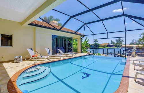 Pelican Chalet De Esquí | Disfruta de las hermosas puestas de sol en nuestra casa de vacaciones Eleanor '