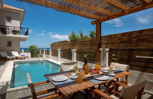 Argassi Villa | Villa Elizabeth - Seafront Classic Villa!