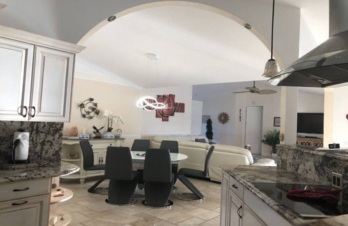 Cape Coral Villa | Villa Endless Love Cómoda residencia de vacaciones