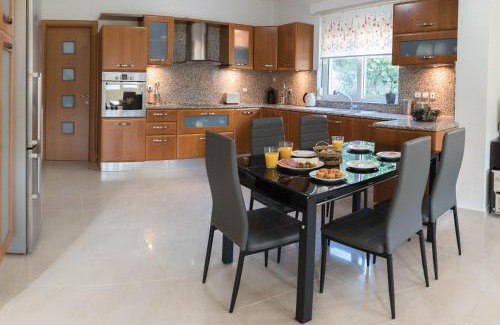 Archangelos Casa | Villa Epavlis Haraki