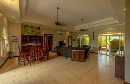 Esterillos Oeste Villa | Villa Estrella De Mar By Vacation Pura Vida