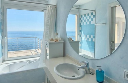 Aiguablava Villa | Villa "Eva con piscina privada" con vistas al mar, piscina y Wi-Fi