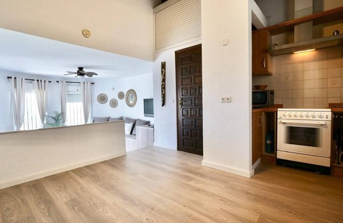 Denia Chalet De Esquí | Villa Familia situada en el Montgo con impresionantes vistas a la bahía de Denia