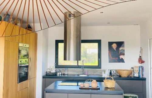 Aleria Villa | Villa FM