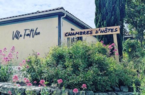 Grospierres Cama Y Desayuno | Villa Font Vive - Chambres d'hôtes éco-labellisées avec cuisine - Confort, calme et vue exceptionnels !