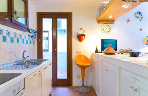 Procchio Apartamento | Villa for 6 persons with terrace near the beach of Campo all'Aia