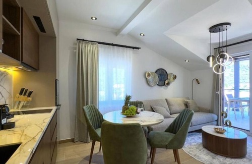 Brna Apartamento | Villa Fortuna ap5 : One-Bedroom Apartment