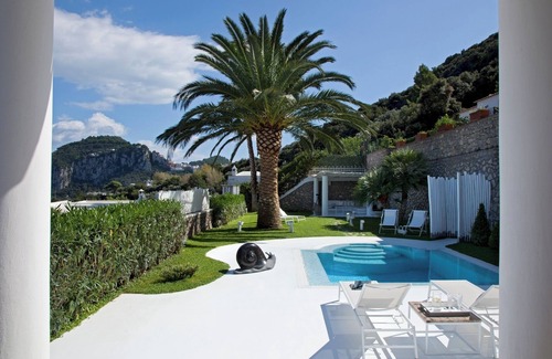 Marina Grande Villa | Villa Fortuna by MyVillaCollection