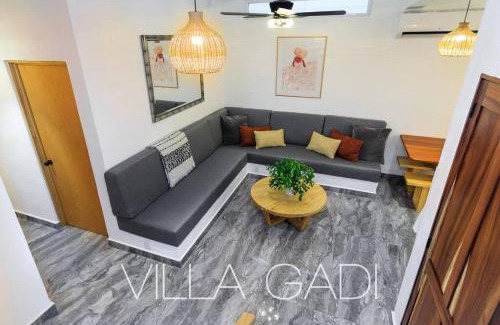 Bajío Villa | VILLA GADI - Roof Garden - Pizza Oven - Tiny Pool