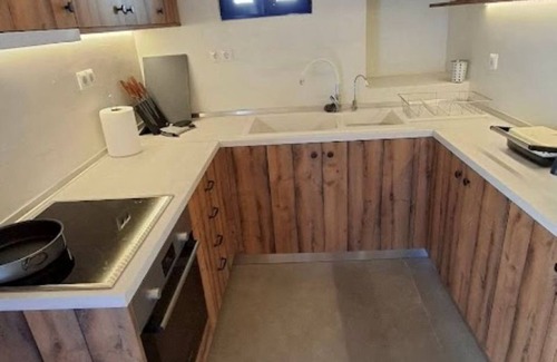 Gennadi Casa | Villa Gennadi Essence: A 2-bedroom house in Gennadi with Starlink WiFi, AC