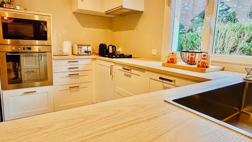 Gressy Villa | VILLA GIULIA 4-star 5min CDG Airport - 20min Disney