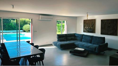 Saint-Genies Villa | Villa Gournerie 3 bedrooms private heated pool