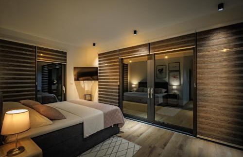 Komarna Villa | Villa Hedona