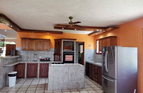 Garabito Cabaña | Villa Hermosa Quinta Atenas