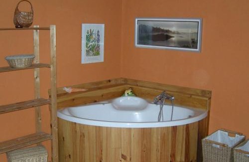 Ayguatebia-Talau Casa | Villa in Ayguatébia-Talau with Garden & BBQ