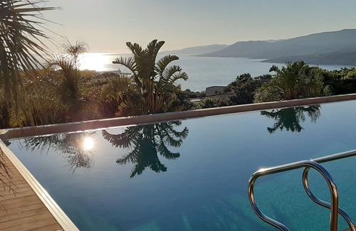 Viggianello Casa | CÓRCEGA DEL SUR. Propriano. Santa julia. Gran villa contemporánea abierta en el golfo de Valinco.
