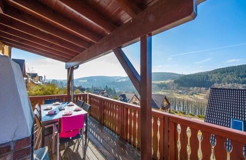 Kronenburg Villa | Villa en Alemania con Sauna y Vistas