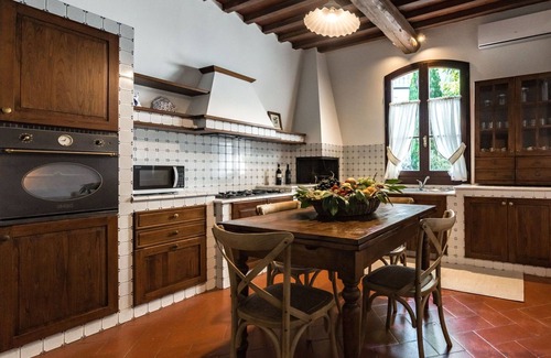 Vinci Villa | Villa en La Chiesa Collegozzi con 8 habitaciones, capacidad 16