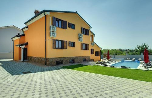 Valdebek Villa | Villa in Pula with sea beach