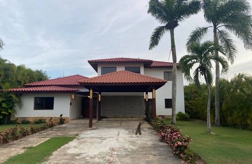 San Rafael del Yuma Villa | VILLA EN COMPLEJO TURISTICO LA ESTANCIA GOLF AND COUNTRY CLUB