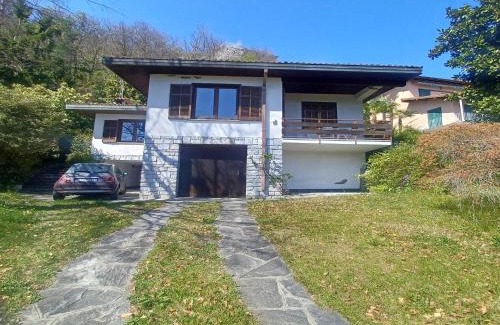 Ghiffa Casa | Villa in Valdora with Lake Maggiore Views