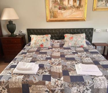 Pineda de Mar Cama Y Desayuno | Villa IRI Habitación N 4 - Suit con balcón