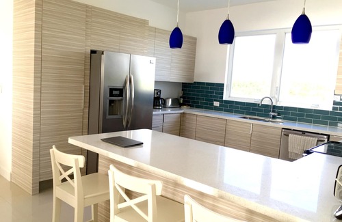 Cockburn Town Villa | Villa Isoela ... SU EXCLUSIVO rincón de PARADISE (Villa nueva frente a la playa)