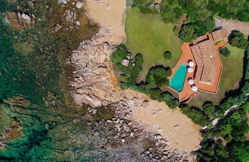 Isolella Villa | ** PROMOCIÓN SEPTIEMBRE ** Ubicación excepcional en el agua