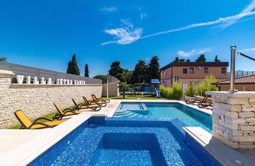 Marcana Villa | Villa Istrakamen in Valtura