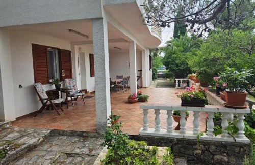 Starigrad Apartamento | Villa Jaz