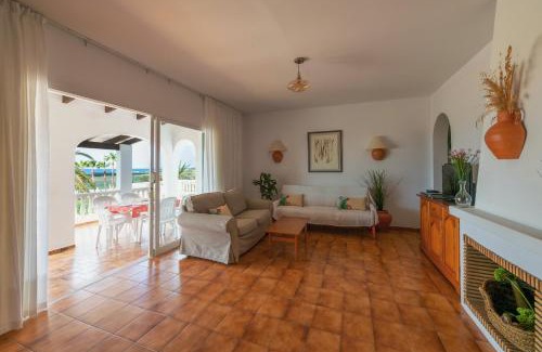 Sant Jaume Mediterrani Villa | Villa KAKABA