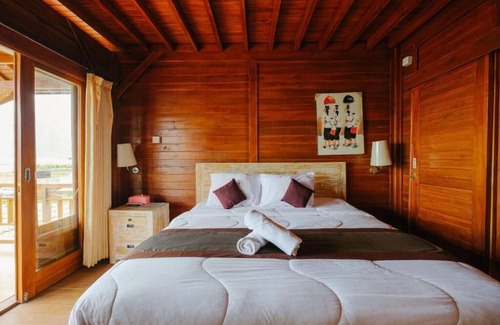 Kedisan Cama Y Desayuno | Villa Kedisan Lake View Kintamani