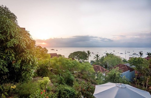 Jungut Batu Villa | Villa Keluarga