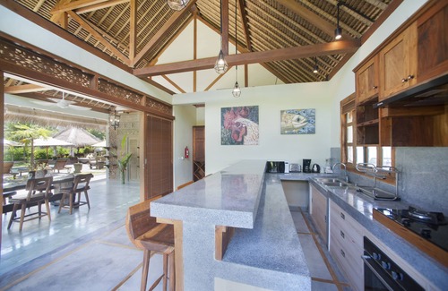 Sidemen Villa | Villa Kropak