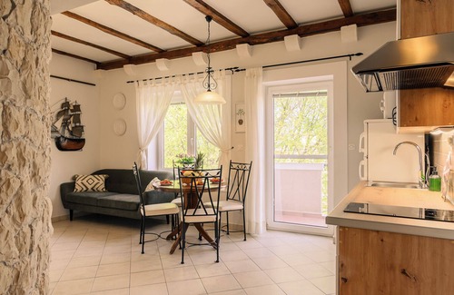 Pakostane Apartamento | VILLA KRPETA, apartamento de 2 dormitorios "Babuljas" para 2 a 4 personas NUEVO