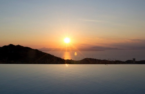 Ioulida Villa | Villa Kyparissi