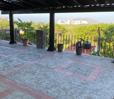 Ixtapa Casa | Villa La Loma