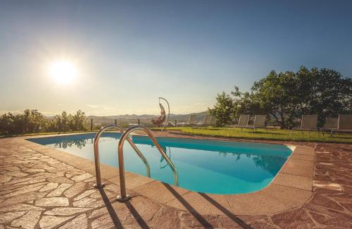 Langhe and Roero Cama Y Desayuno | Villa La Meridiana
