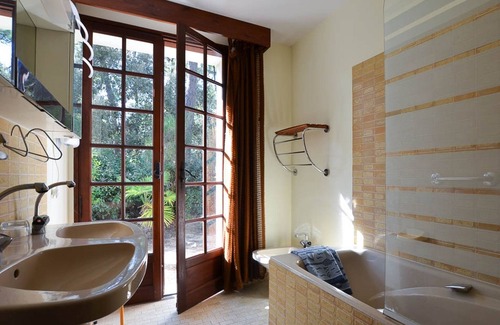 Les Mathes Villa | Villa La Palmyre, 3 bedrooms, 6 persons