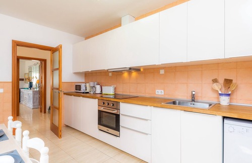 Puerto de Pollensa Villa | Villa 'La Vinya del Beato 1950' con vistas a la montaña, piscina privada y jardín