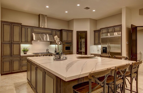 La Quinta Casa | * Villa Lago * Luxe Lakefront Estate en PGA West con Infinity Pool & Spa