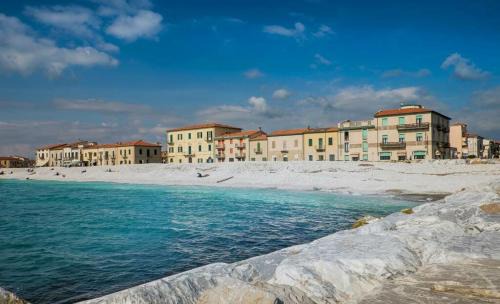 Tirrenia Apartamento | Villa Laura