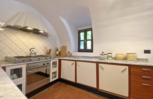 Beverino Villa | Villa exclusiva, piscina, WiFi, barbacoa, área para niños, a pocos minutos de Cinque Terre