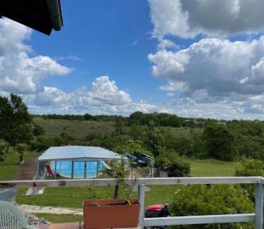 Pern Casa | Villa Le Paradis