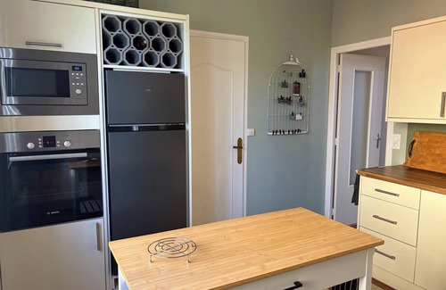 Blainville-sur-Mer Casa | Villa Les Volets Verts close to the sea and shops.