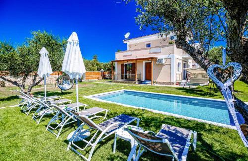 Kalpaki Villa | Villa Levanda by Sealand Villas